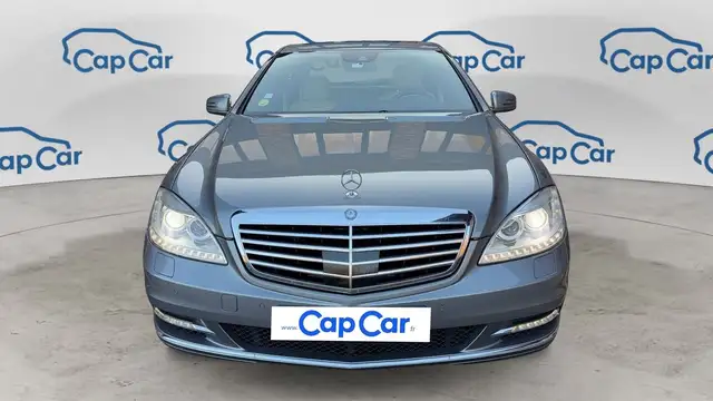 Mercedes-Benz S-Class view 5