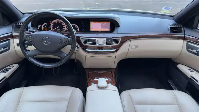 Mercedes-Benz S-Class view 11