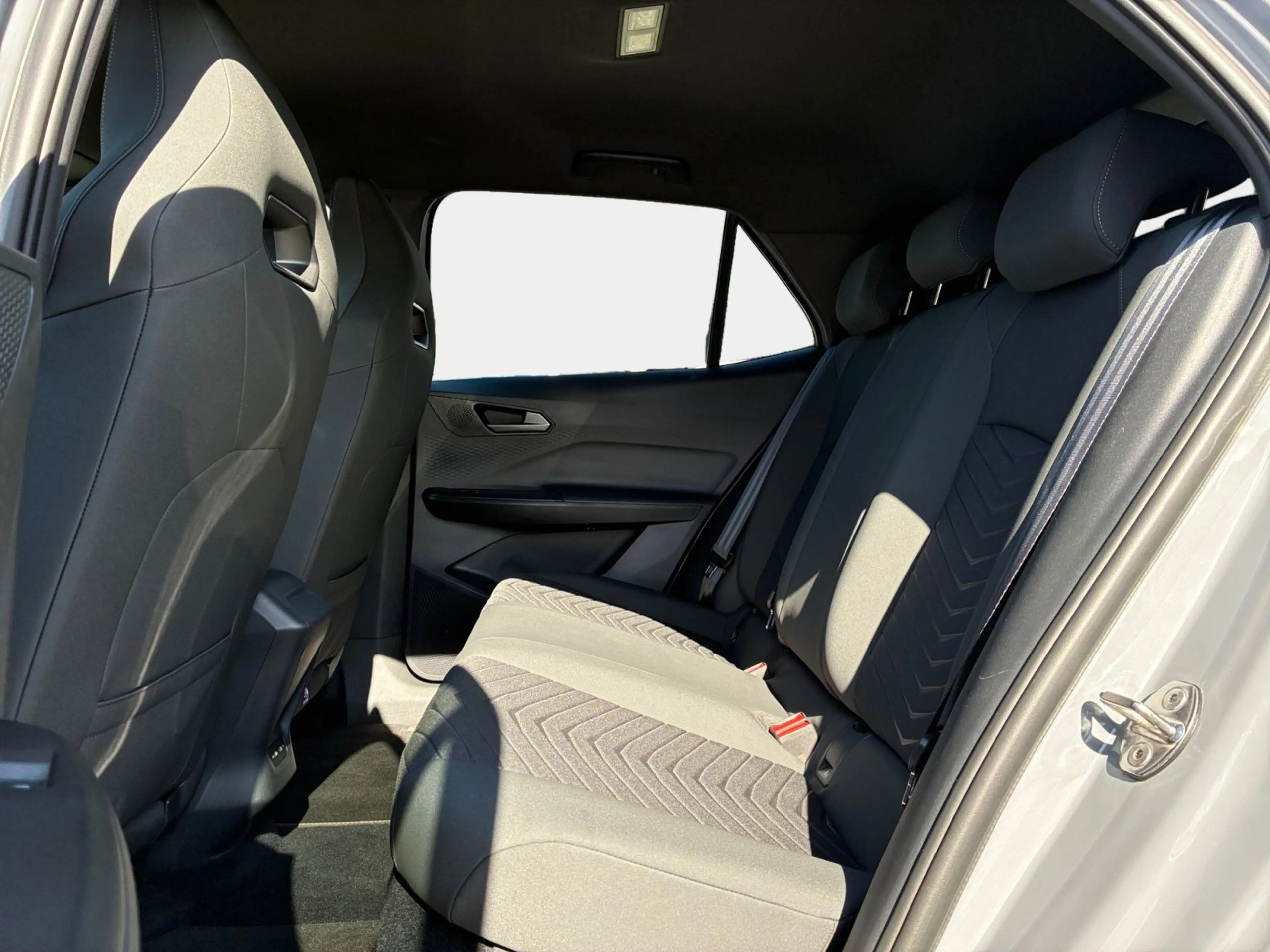 CUPRA Born 204 PS 58 kWh Full Link GJR SHZ — photo 14