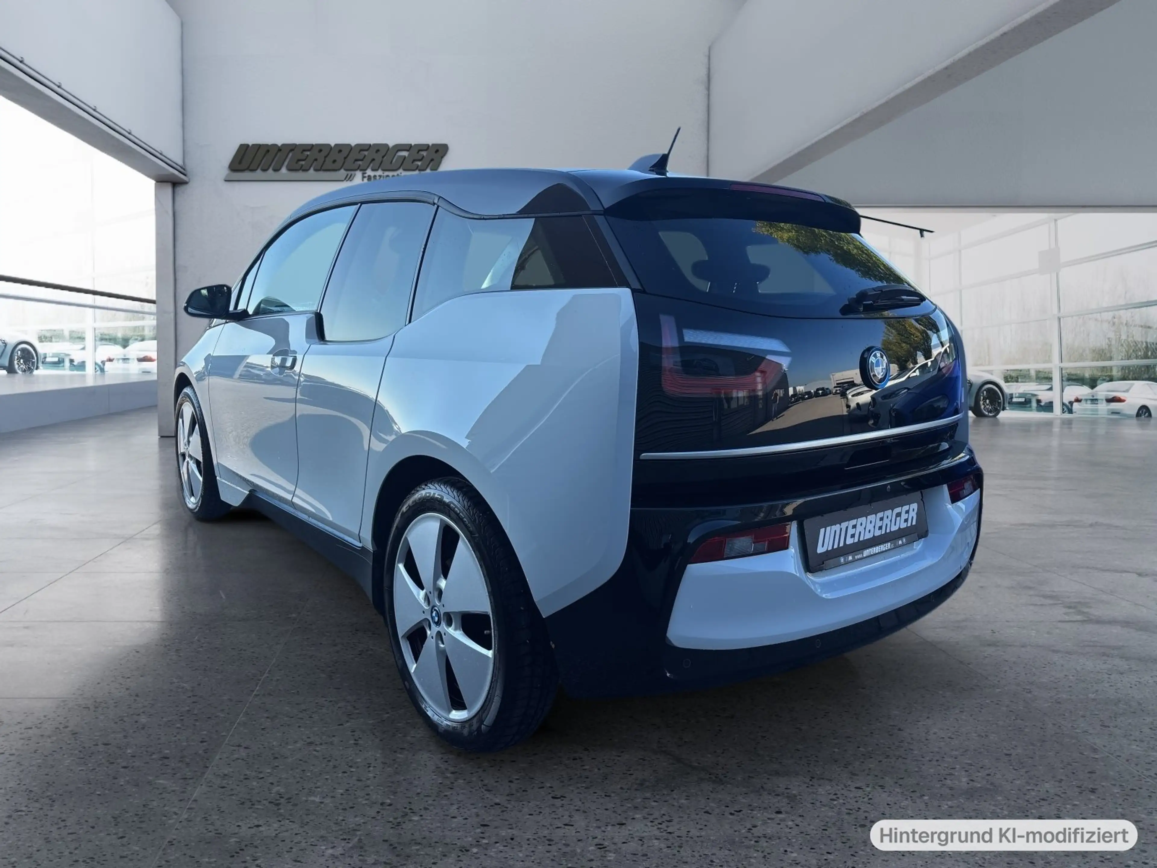 BMW i3 120Ah RFK SHZ PDC HiFi — photo 4