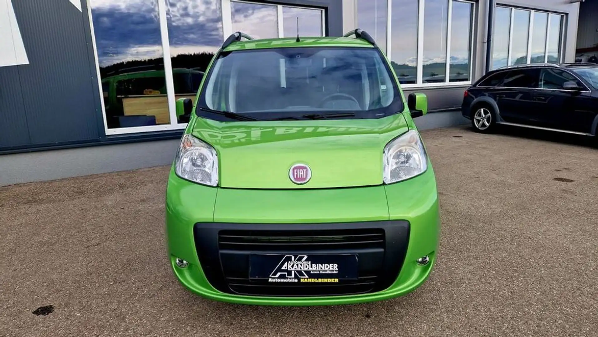 Fiat Fiorino Qubo Dynamic ''5-Sitzer'' Зелений - 2