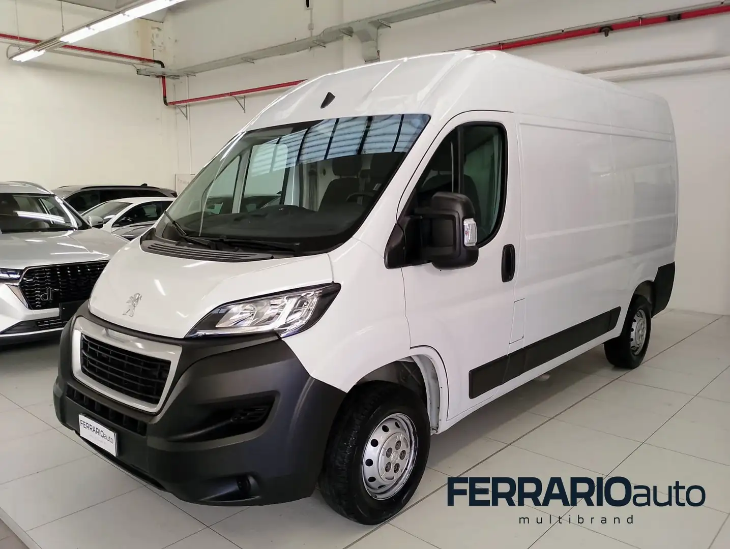 Peugeot Boxer FURGONE 330 L2H2 2.2 140 CV Blanc - 1