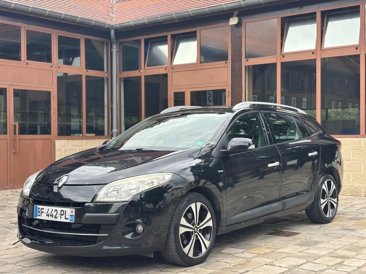 Renault Megane Mégane Estate III 1.5 dCi 110 FAP eco2 Bose Euro - 2