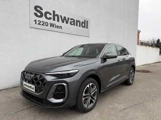 Audi Q5 SUV TDI quattro 150 kW Ansicht 2