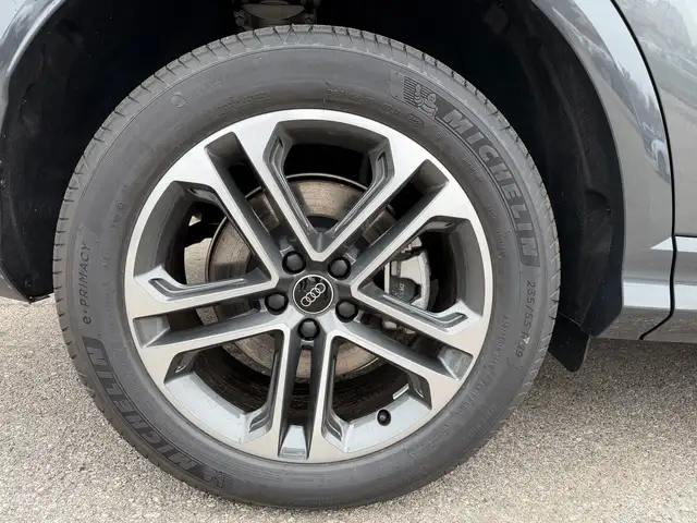 Audi Q5 SUV TDI quattro 150 kW Ansicht 19