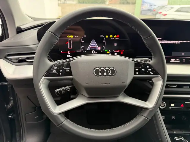 Audi Q5 SUV TDI quattro 150 kW Ansicht 7