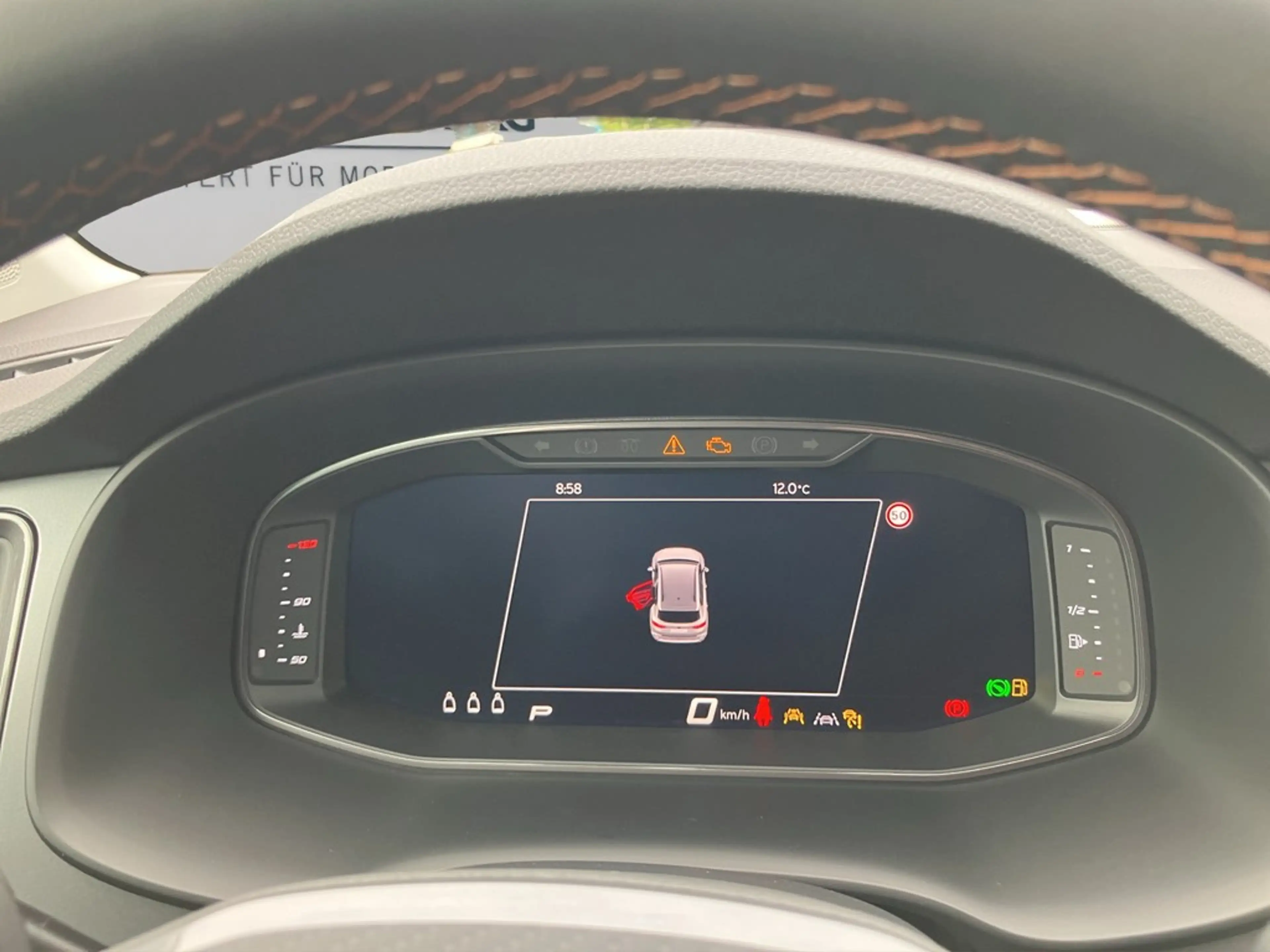 CUPRA Ateca 2.0 TSI DSG 4DRIVE SHZ NAV AHK 360 CAM — photo 13