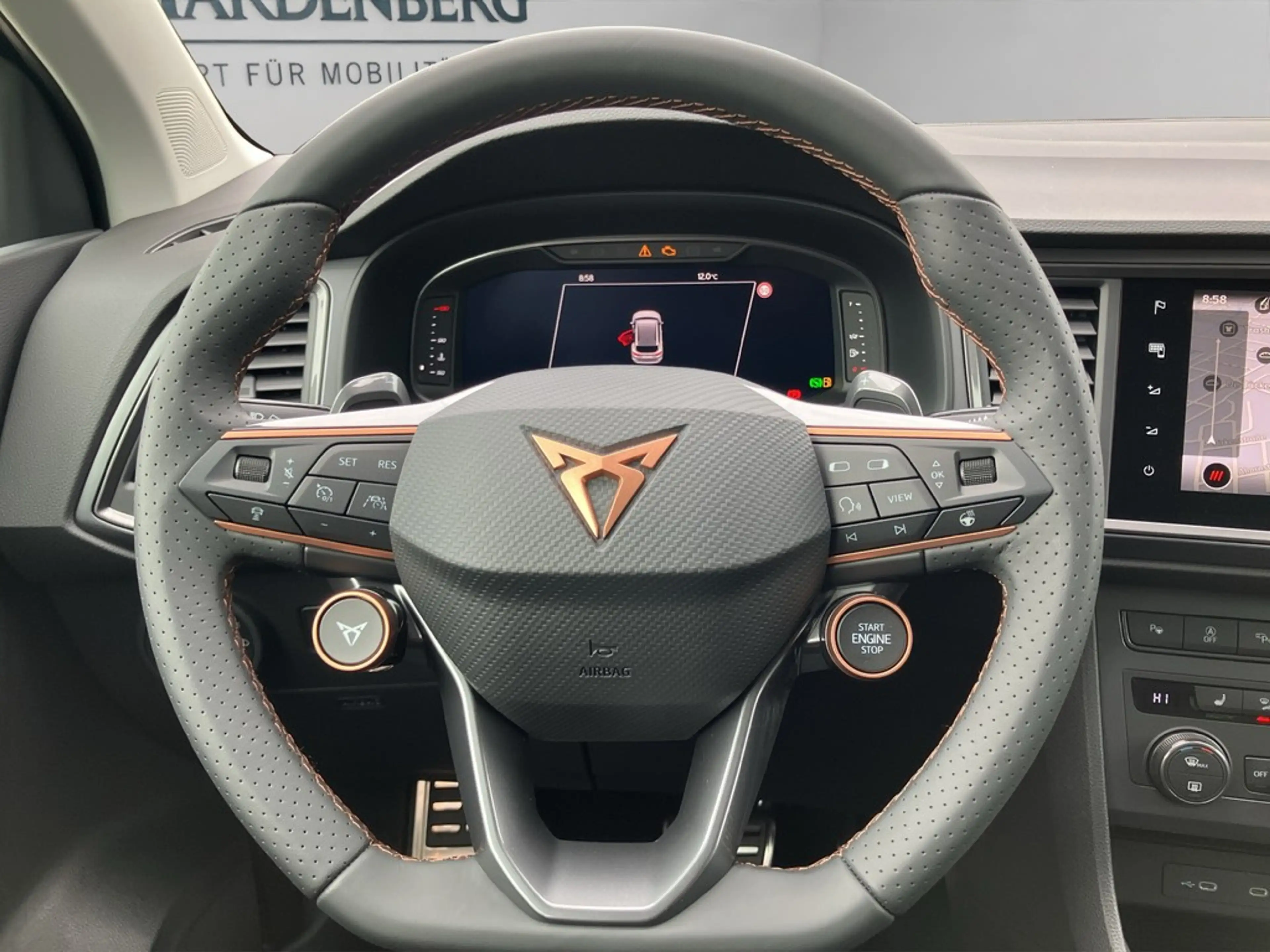 CUPRA Ateca 2.0 TSI DSG 4DRIVE SHZ NAV AHK 360 CAM — photo 12