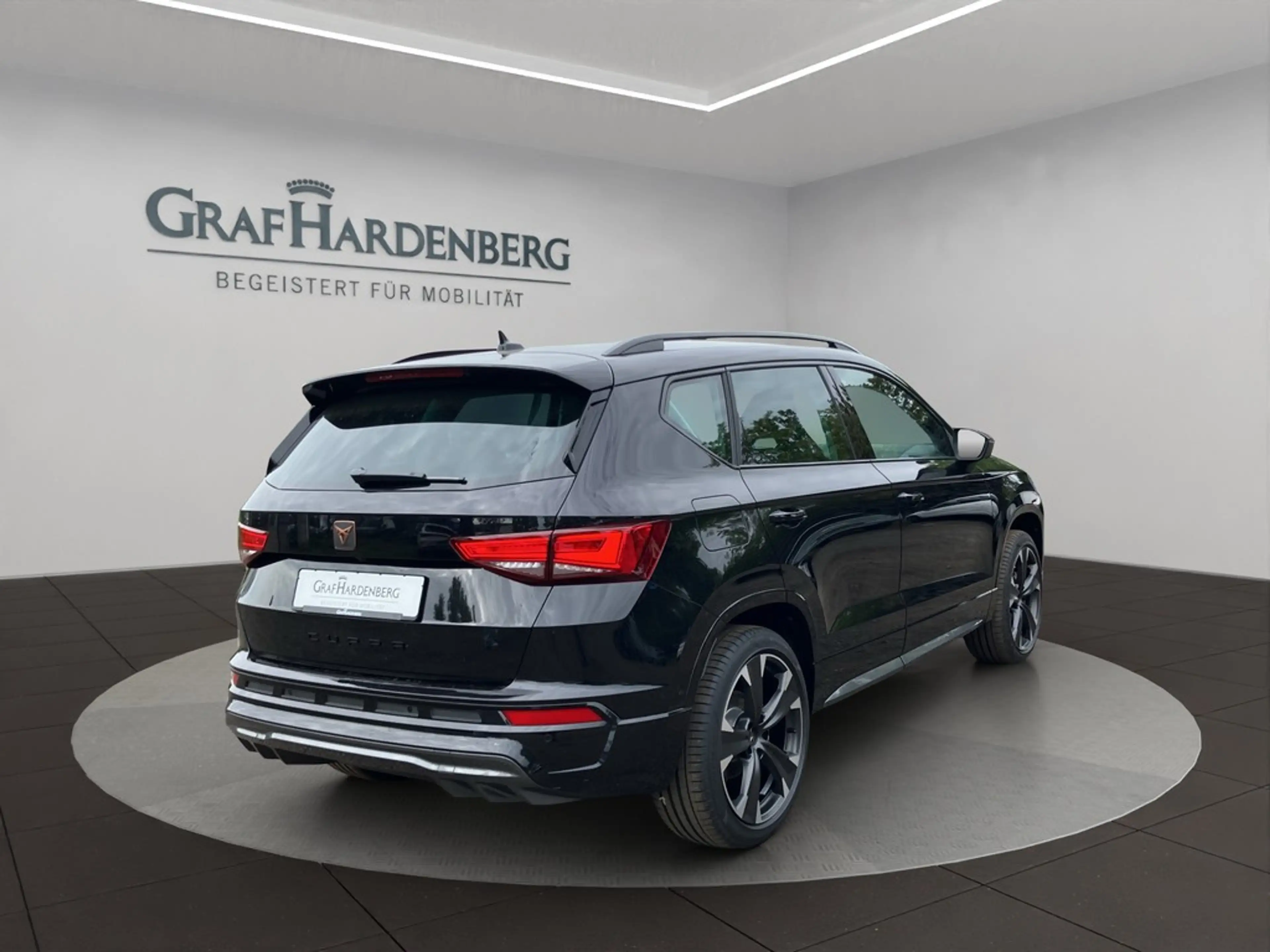CUPRA Ateca 2.0 TSI DSG 4DRIVE SHZ NAV AHK 360 CAM — photo 6