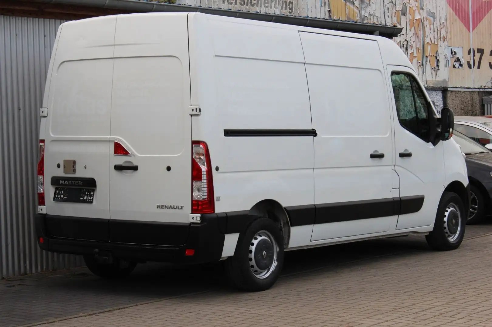 Renault Master III Kasten L2H2 HKa 3,5t+Klima+AHK+2.Hand Weiß - 2