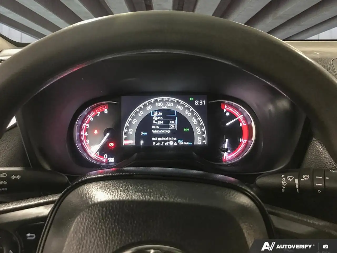 Toyota RAV 4 снимка Toyota RAV 4