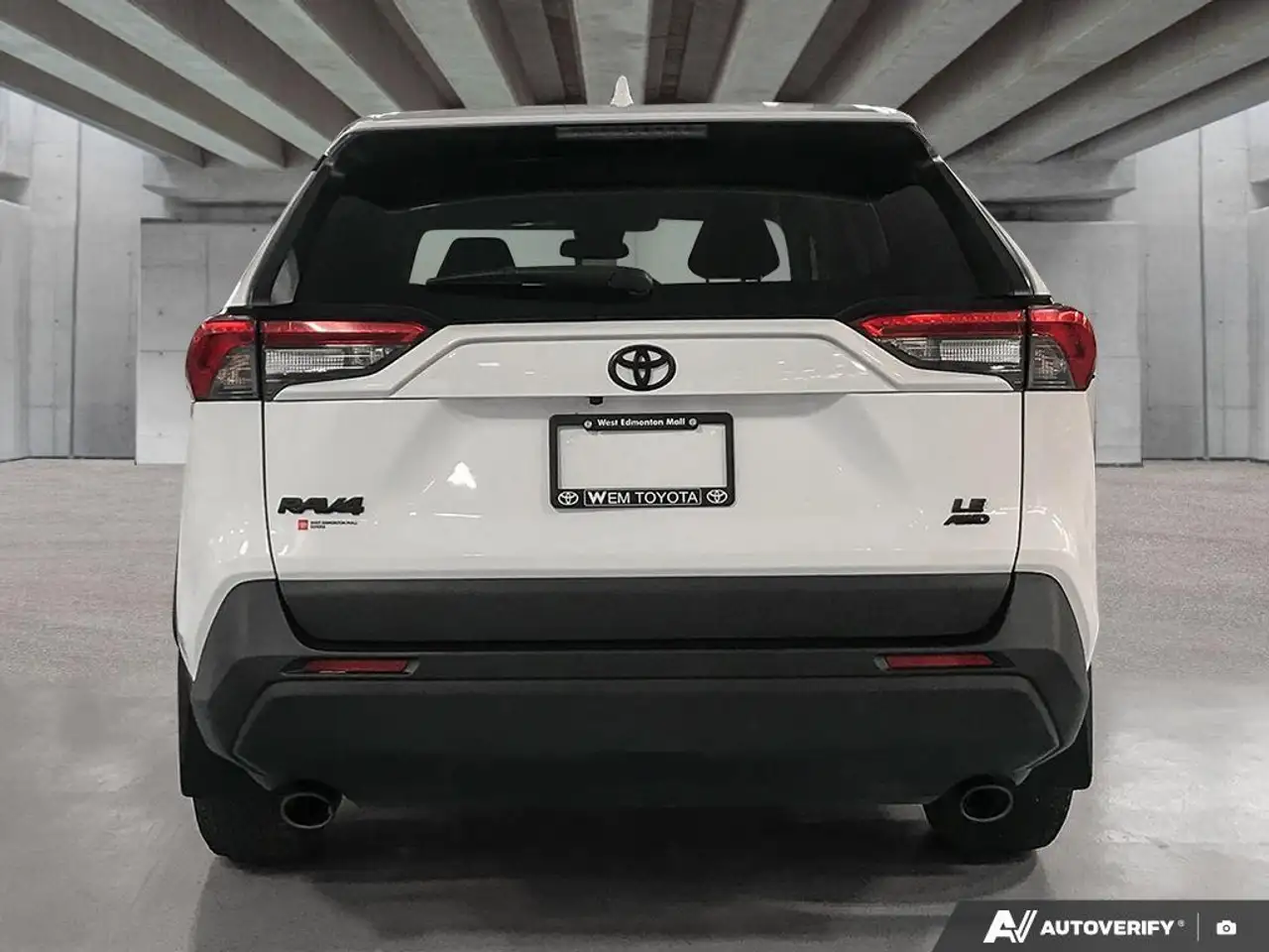 Toyota RAV 4 снимка Toyota RAV 4