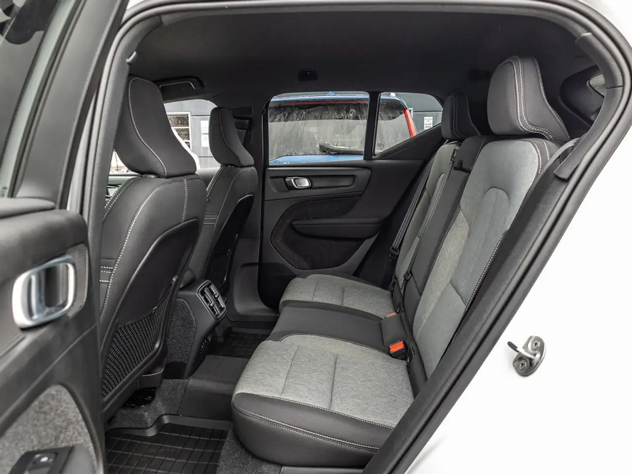 Volvo XC40 снимка Volvo XC40