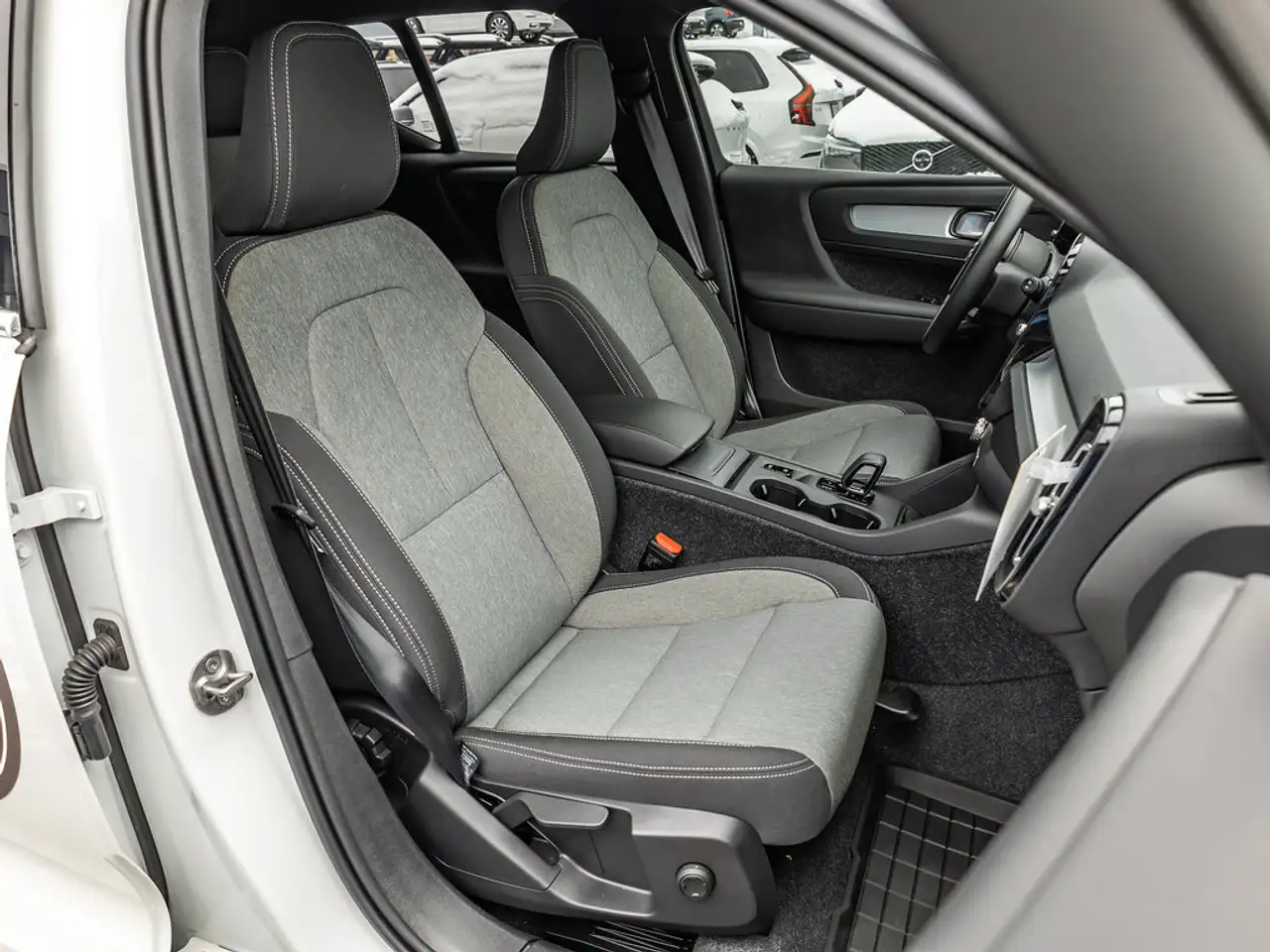 Volvo XC40 снимка Volvo XC40