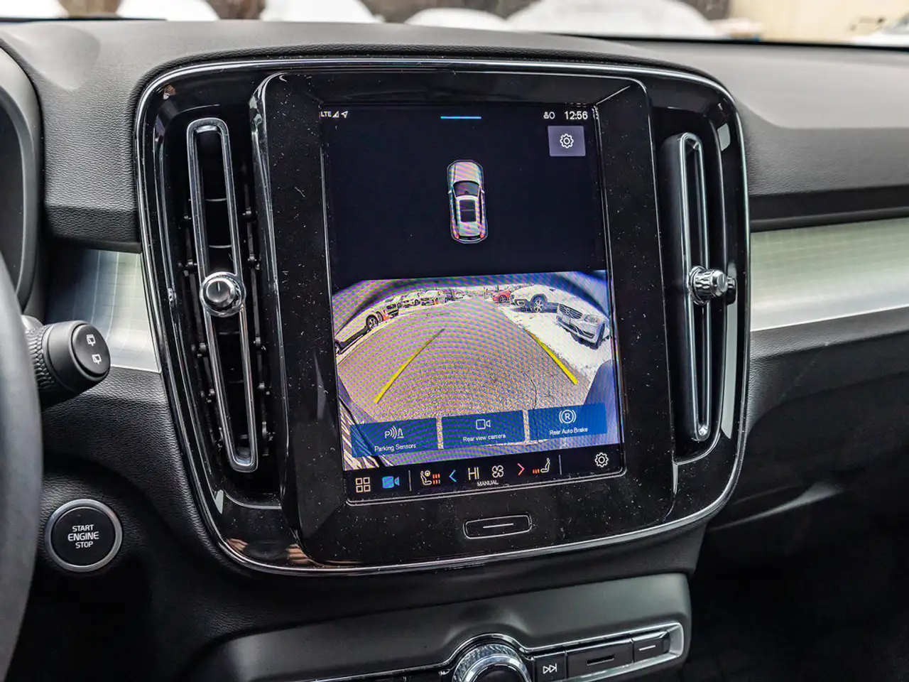 Volvo XC40 снимка Volvo XC40
