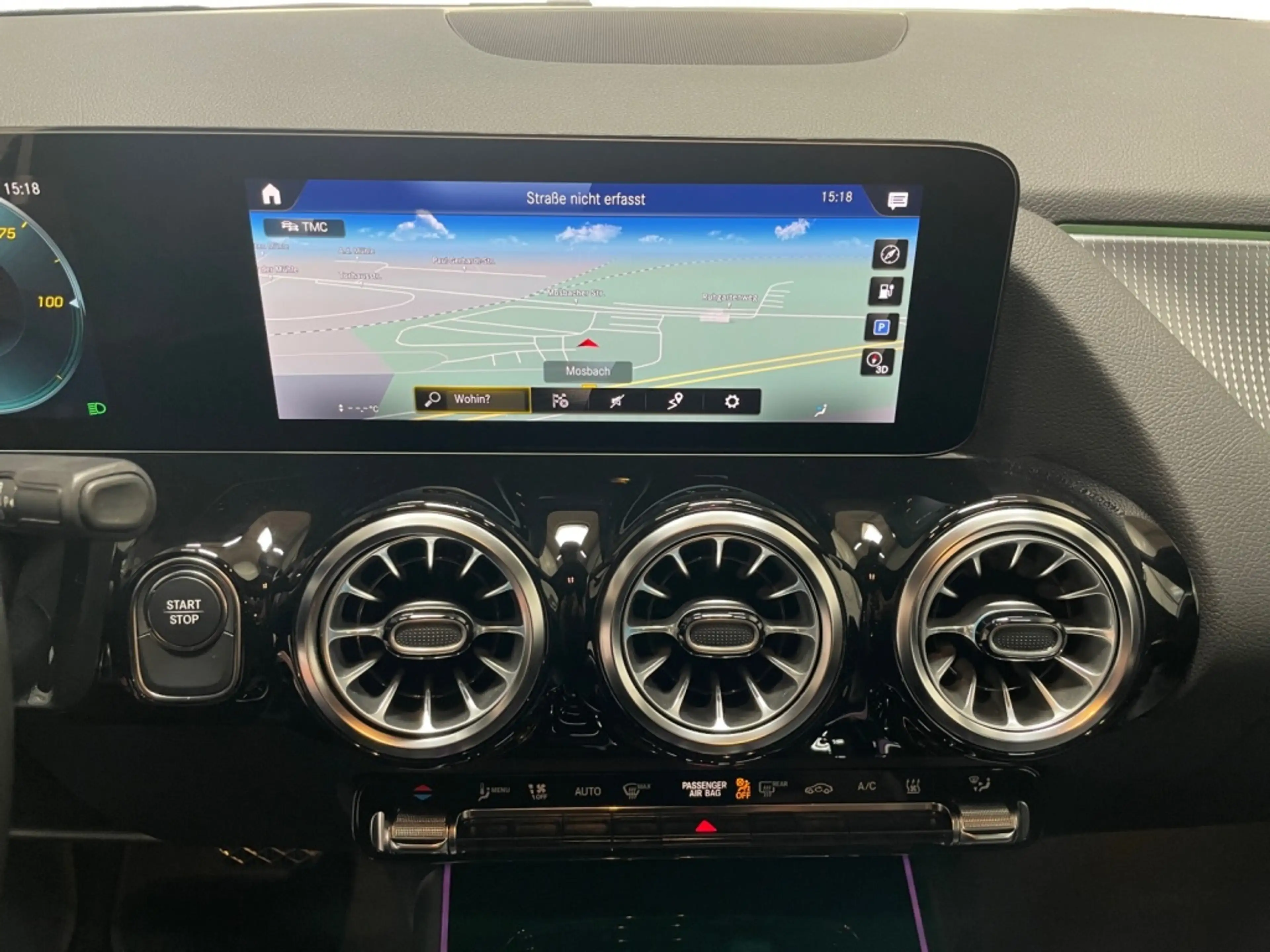 Mercedes-Benz EQA 300 4matic Progressive AMG+MBUX+Progressive — photo 15