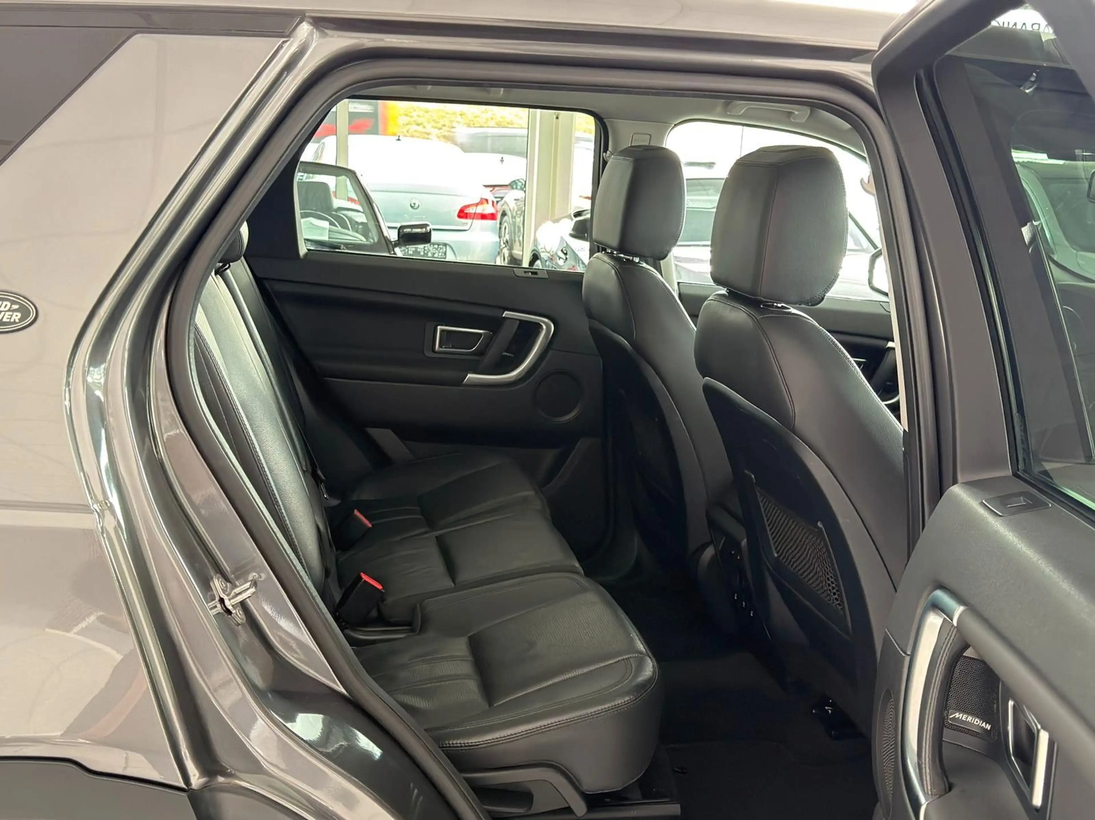 Land Rover Discovery Sport HSE+Leder+Kamera+Pano+LenkradHzg — photo 15