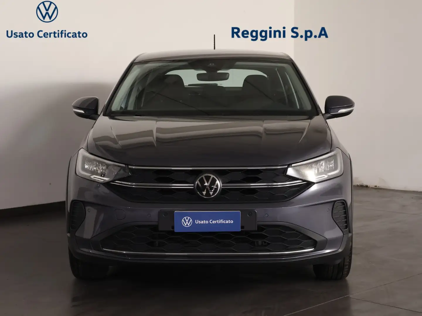 Volkswagen Taigo 1.0 tsi life 110cv Gri - 2