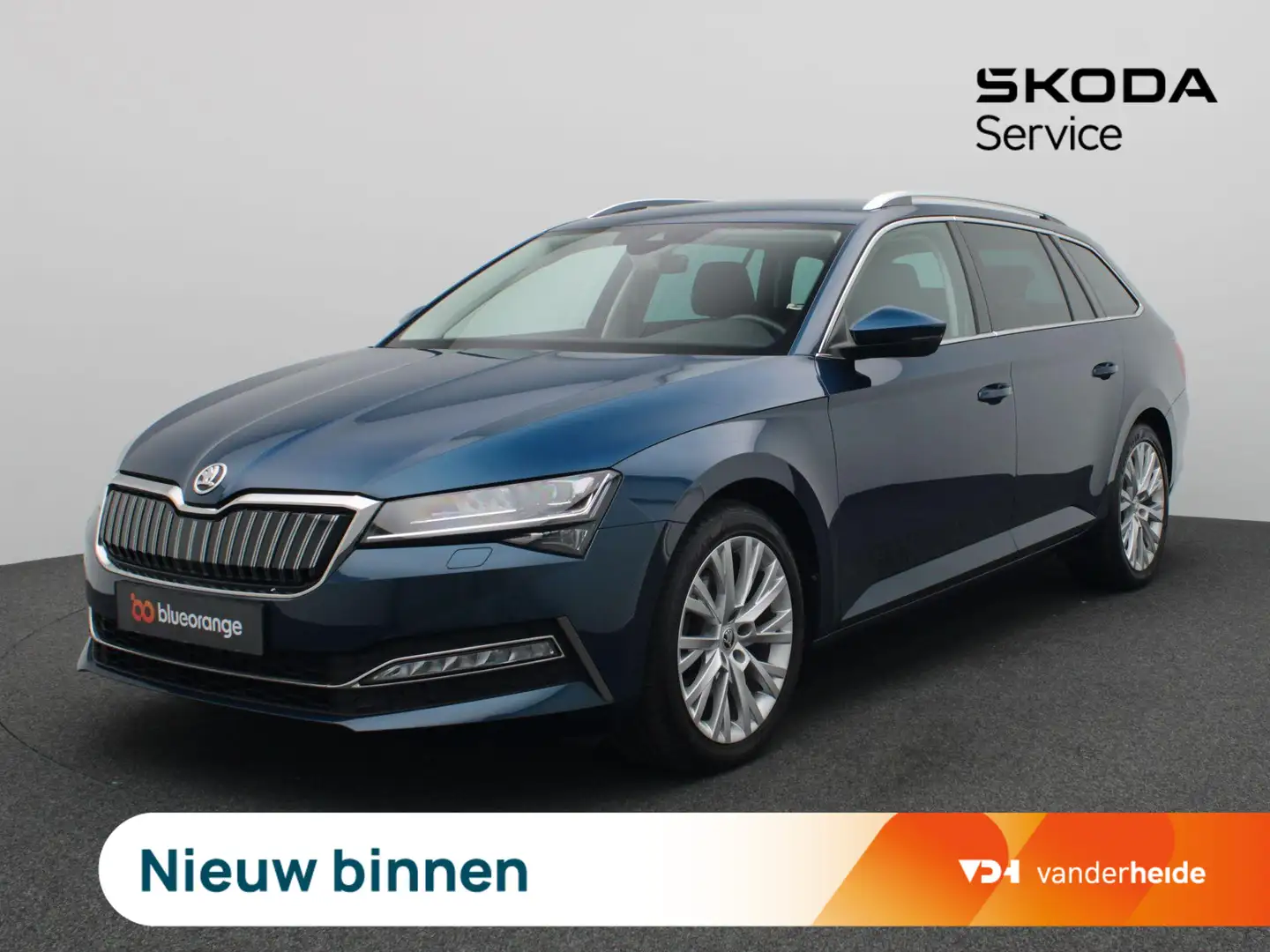 Skoda Superb Combi 1.4 TSI iV Business Edition Plus 218PK DSG A Blauw - 1