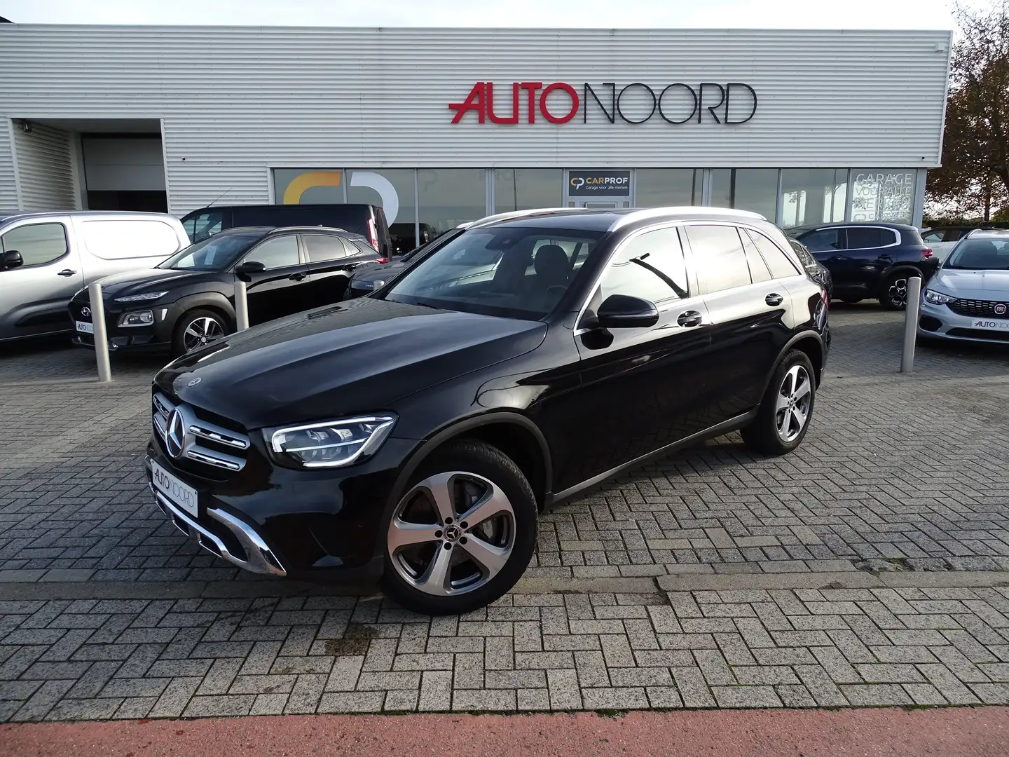 Mercedes-Benz GLC 300 GLC 300 de 4Matic 9G-TRONIC Zwart - 1