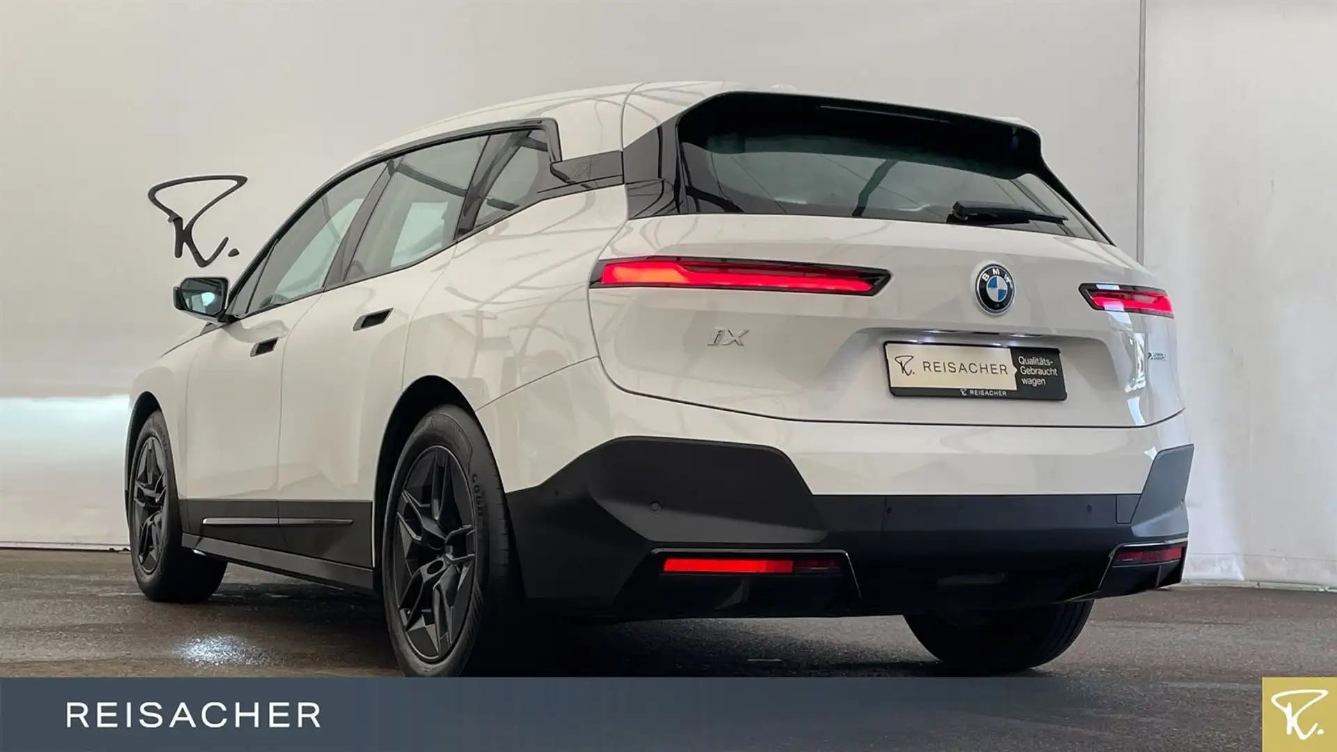 BMW iX A xDrive50 AHK LCPro RFK PDC DAB SHZ 20" LM Weiß - 2