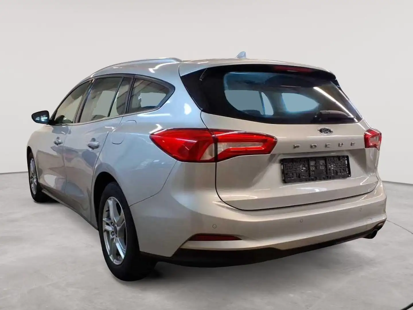 Ford Focus Focus Turnier 1.5 EcoBl Aut. COOL&CONNECT Plateado - 2