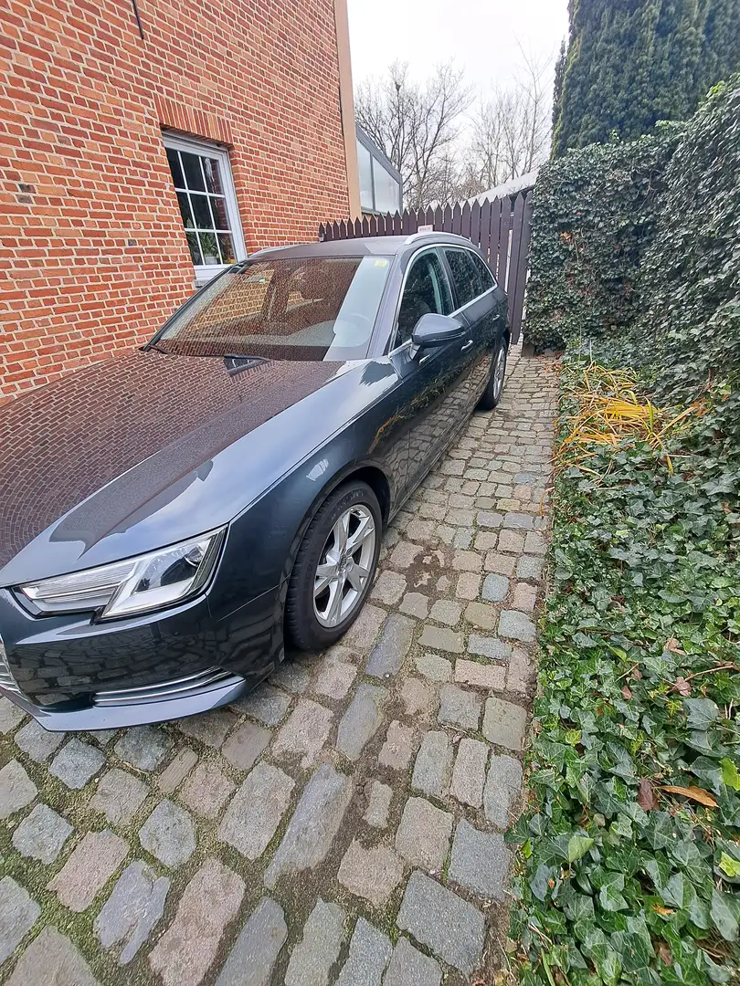 Audi A4 A4 Avant 2.0 TDI sport Gris - 2