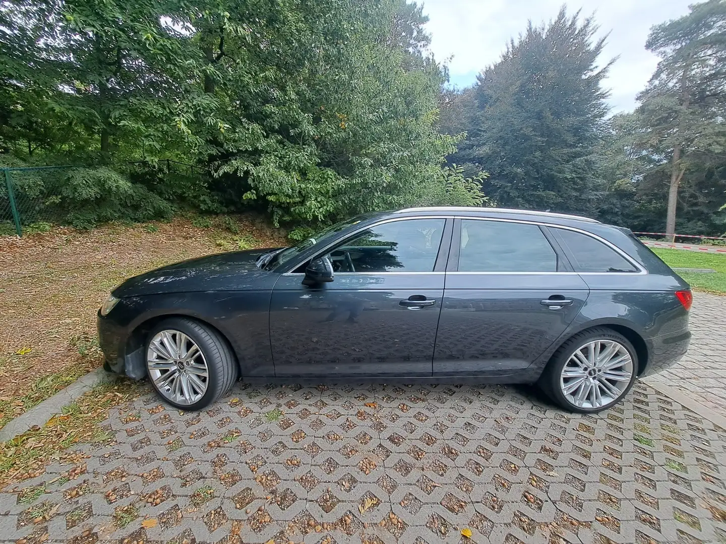 Audi A4 A4 Avant 2.0 TDI sport Grijs - 2