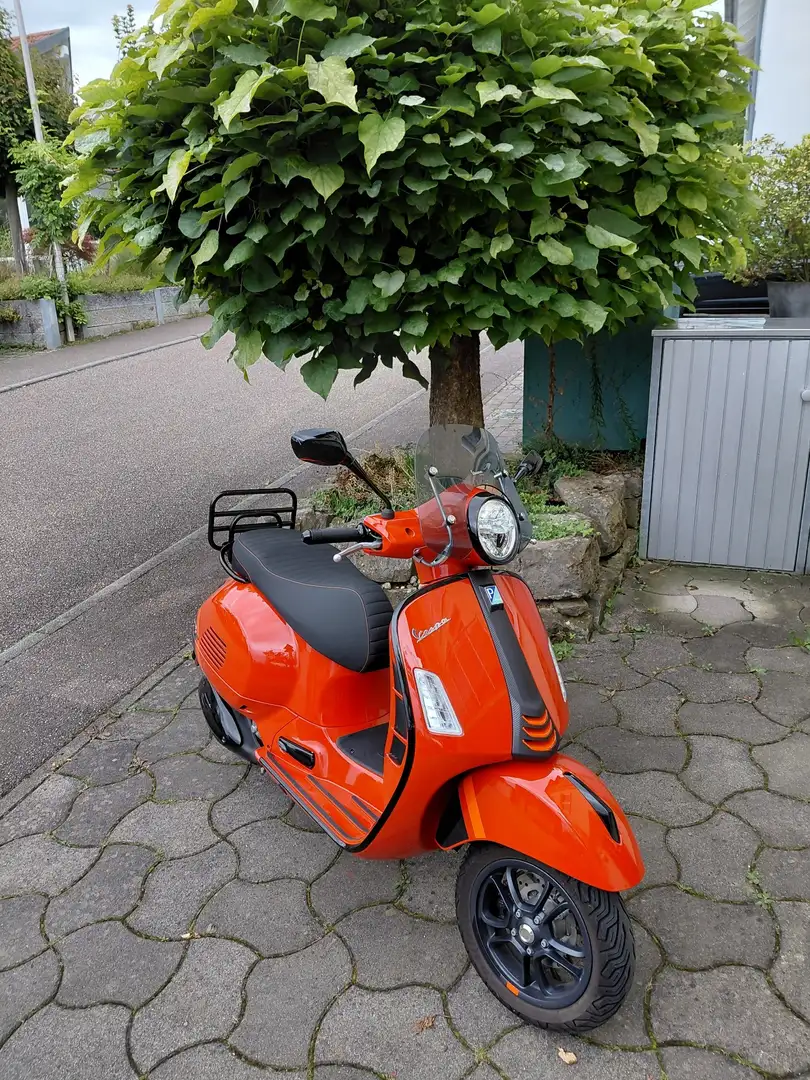 Vespa GTS Super Sport 300 Super Sport Narancs - 1