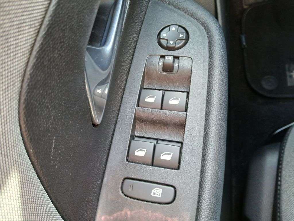 Opel Mokka E