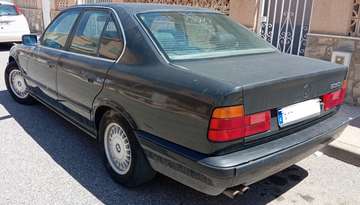 530i V8