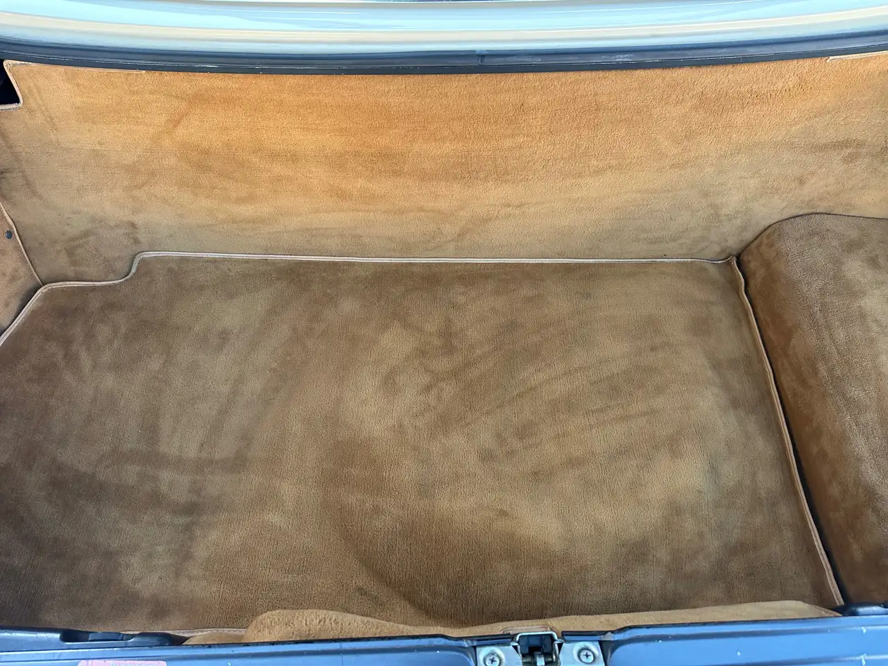 Mercedes-Benz SL 560, foto 9
