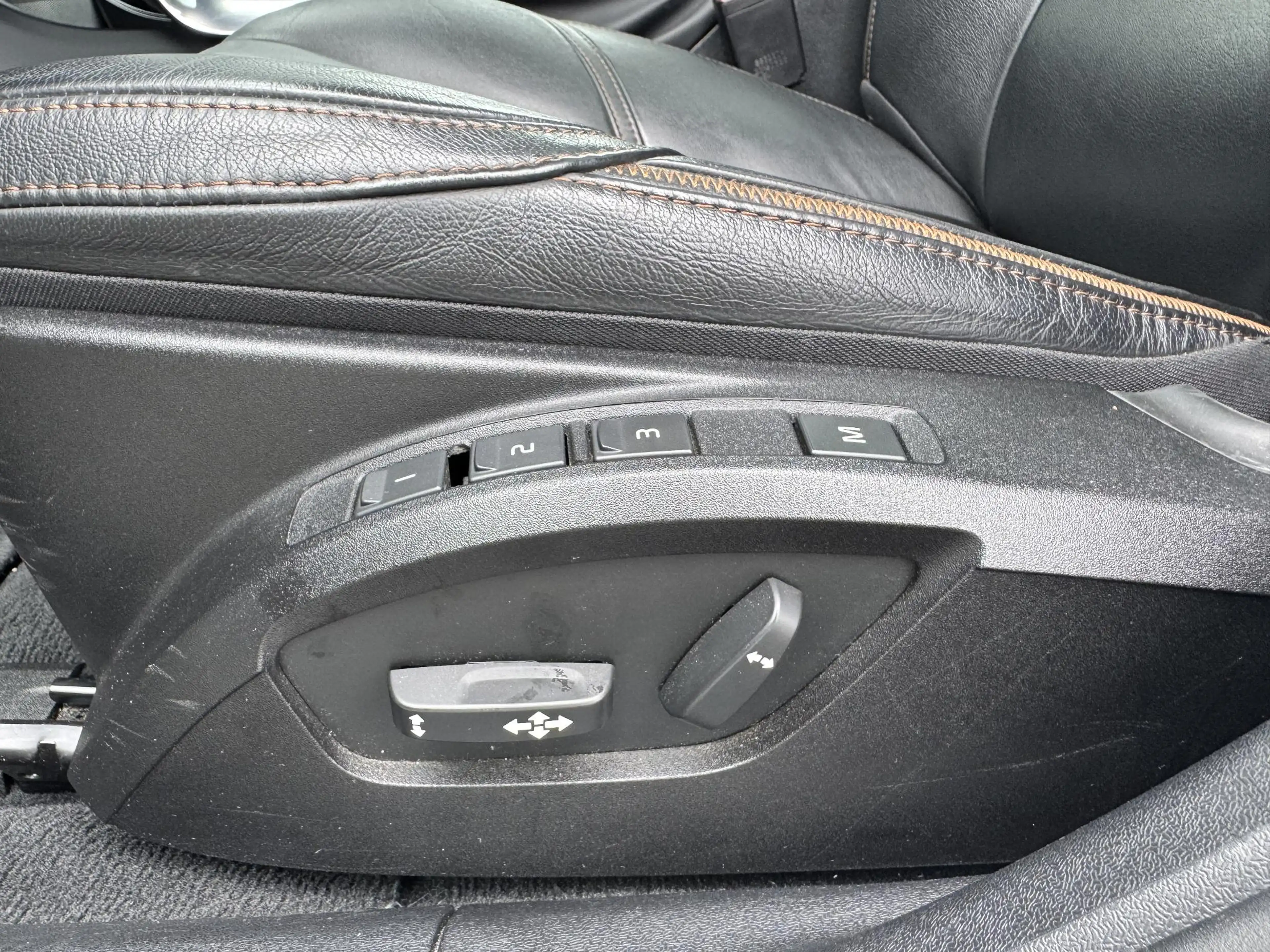 Volvo V40 Cross Country 1.5 T3 Polar+ Luxury | Panoramadak | Harman Kardon — photo 10