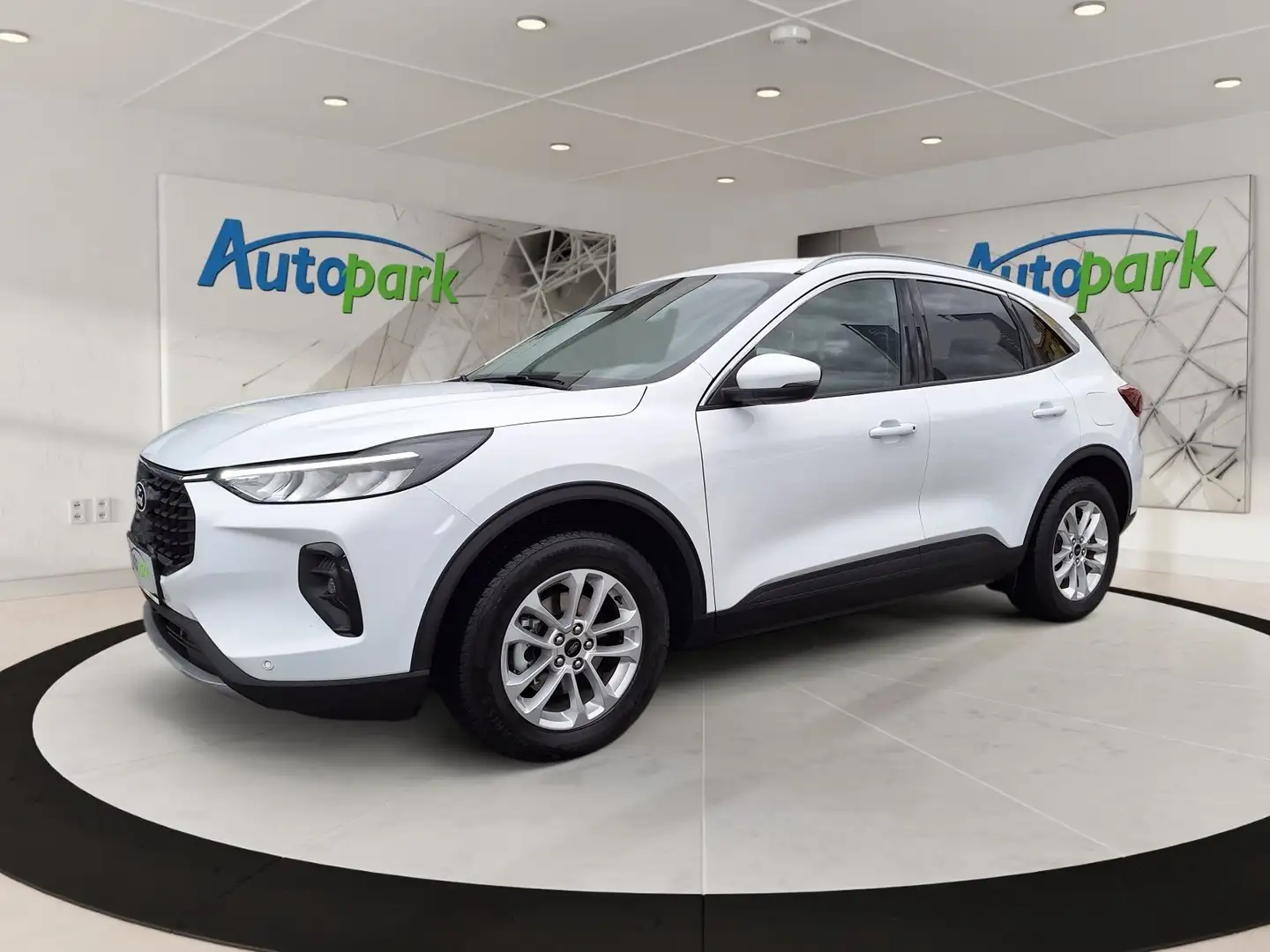 Ford Kuga FHEV Titanium CVT 4WD Weiß - 1