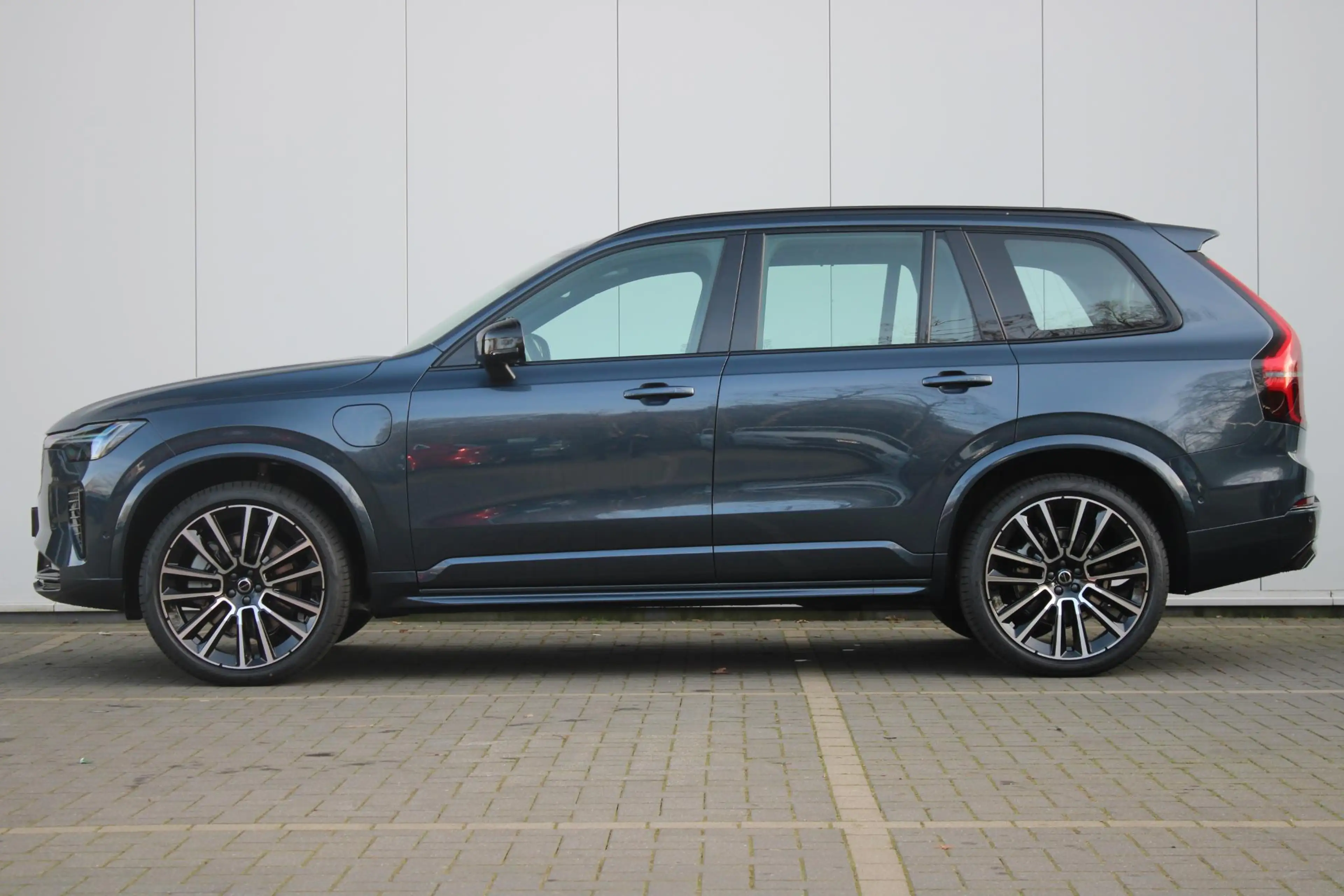 Volvo XC90 T8 Plug-in hybrid AWD Ultra Dark Exec. Ed. | DEMO — photo 6