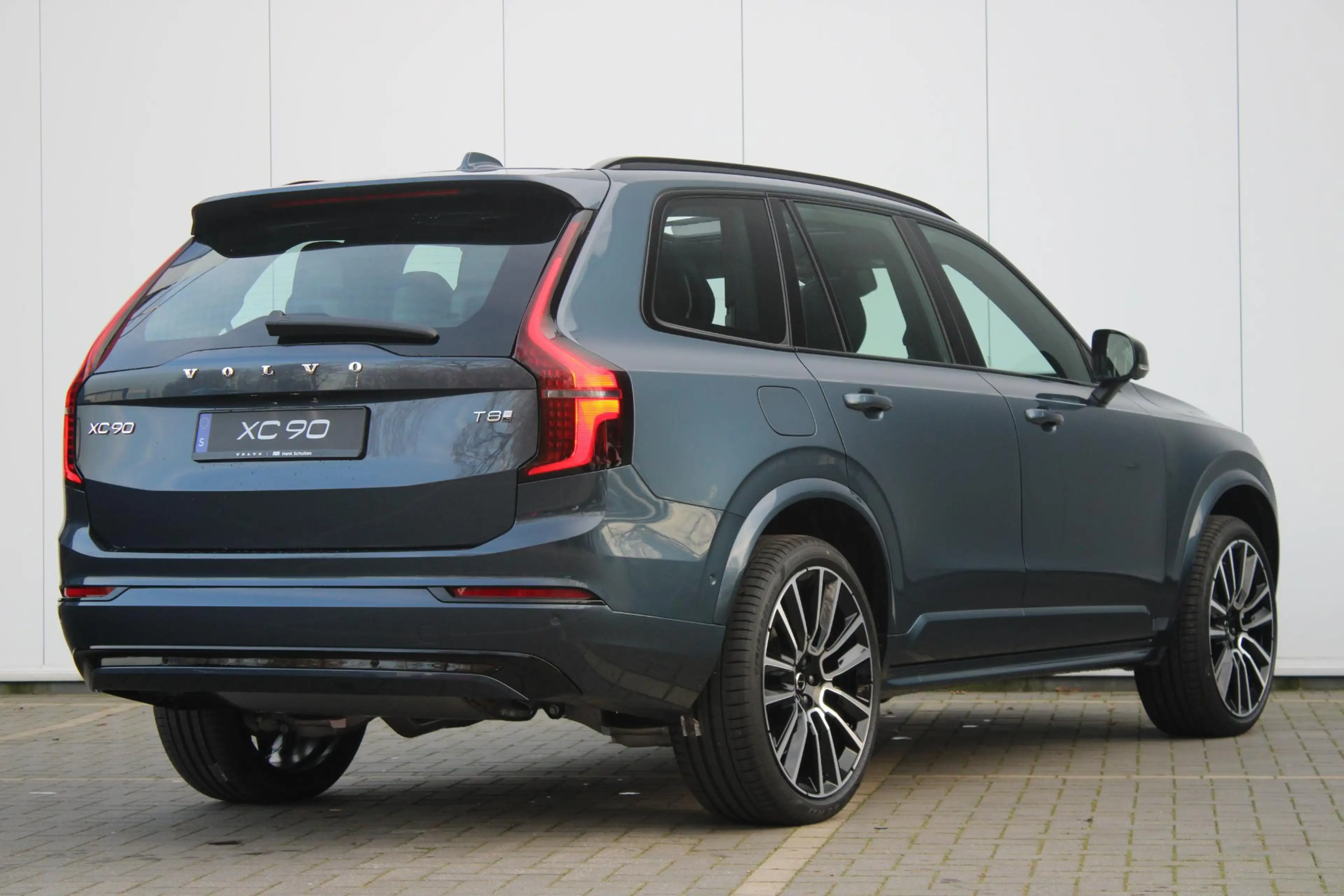 Volvo XC90 T8 Plug-in hybrid AWD Ultra Dark Exec. Ed. | DEMO — photo 2