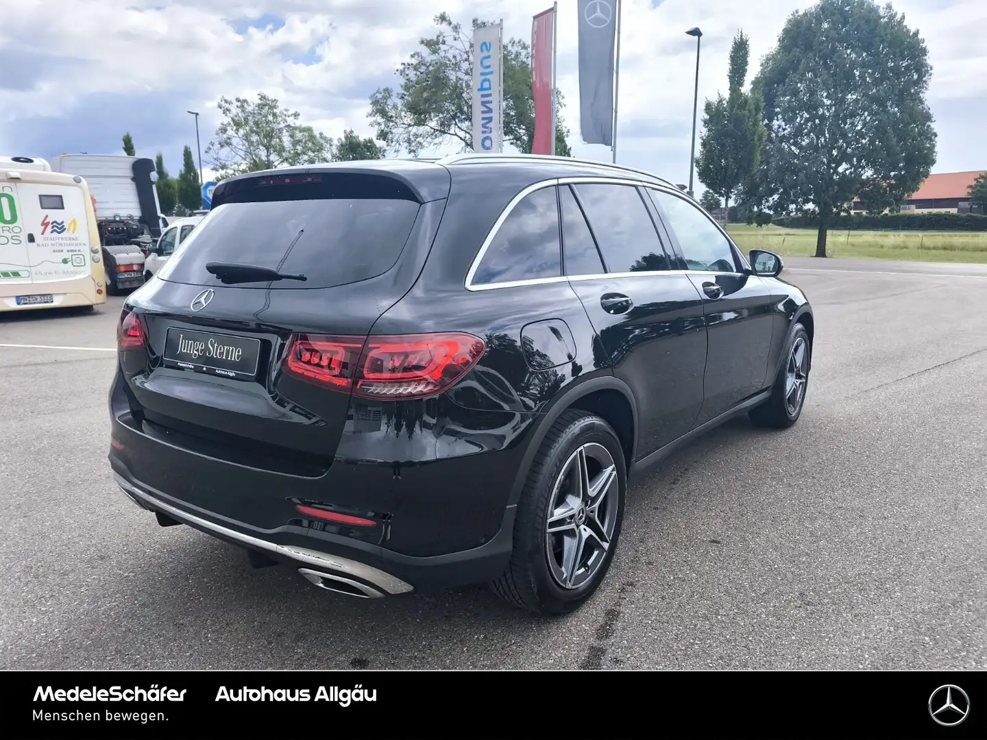 Mercedes-Benz GLC 200 GLC 200 4M AMG Distr AHK HUD Memo Kam automHeck Schwarz - 2