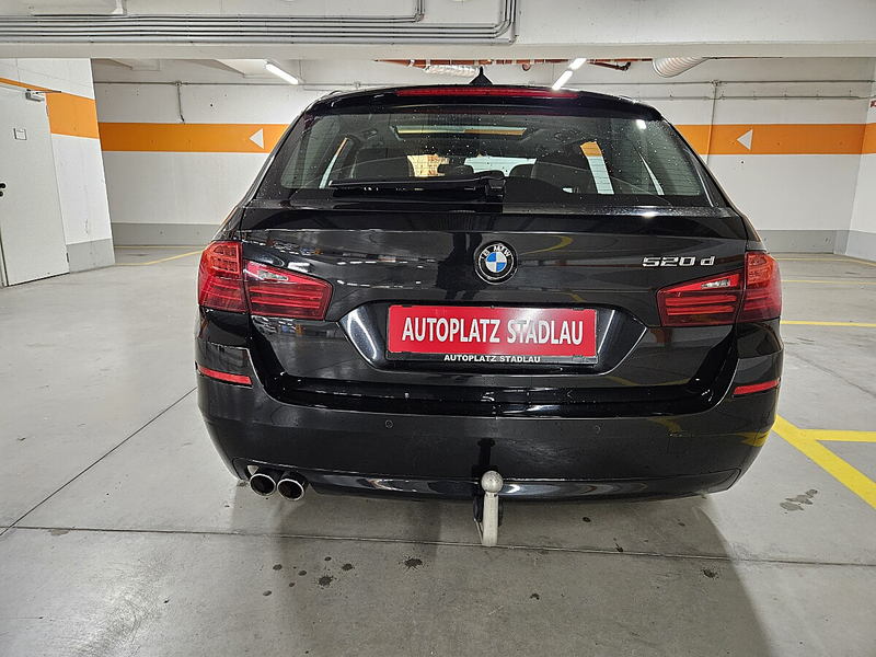 BMW 520 d Touring — photo 8