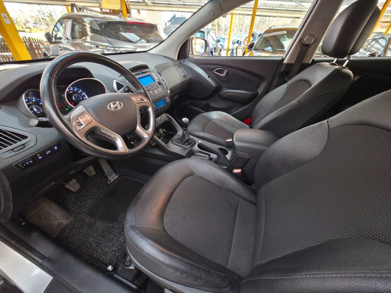 Hyundai iX35 blue 1.6l Style 2WD*SHZ+LHZ*PDC*AHK*GJ-Räd* — photo 4