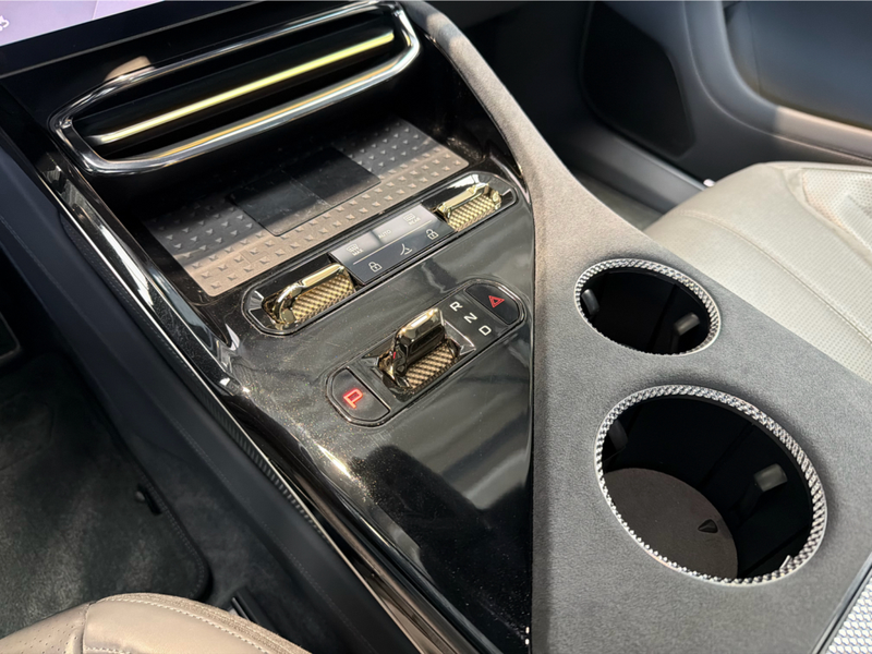 Lotus Eletre R Carbon Edition 112 kWh Dual Motor AWD CARBON - PANO - HUD - 360° — photo 13