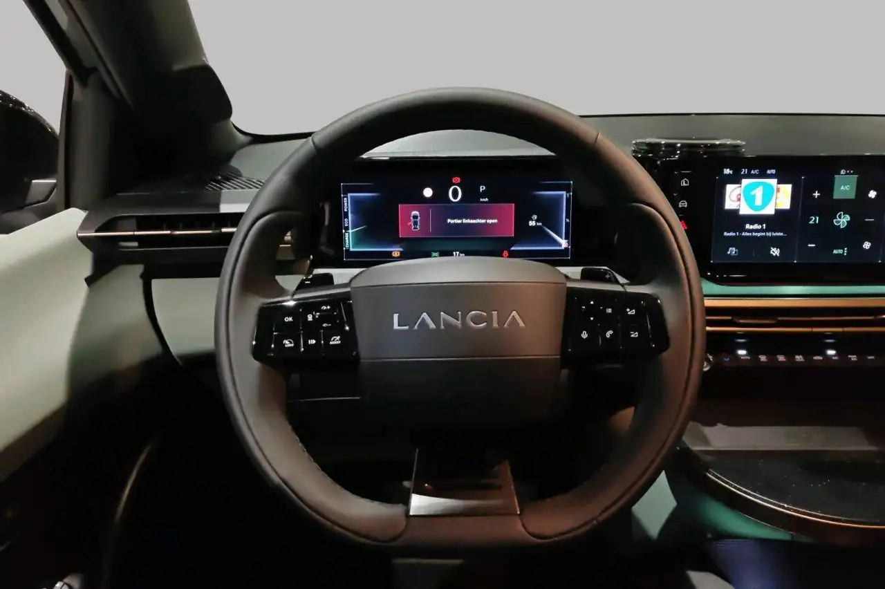 Lancia Ypsilon 2025 — фото 12