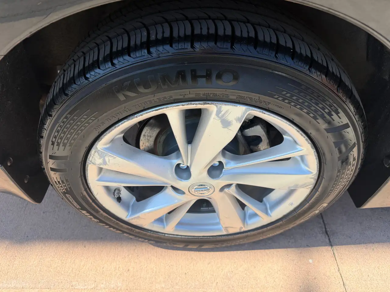 Nissan Altima снимка Nissan Altima