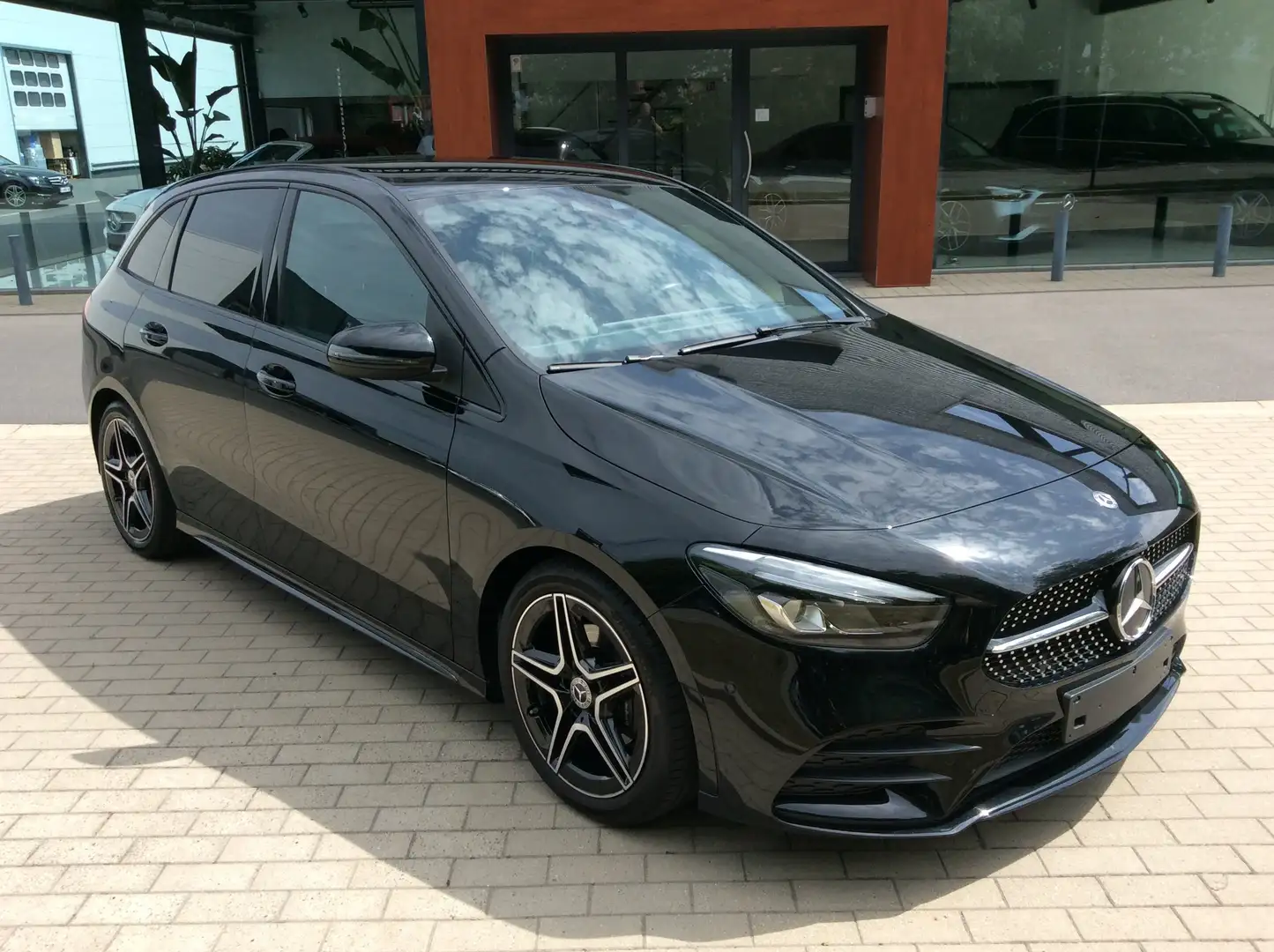 Mercedes-Benz B 180 B 180 7G-DCT AMG Line Noir - 2