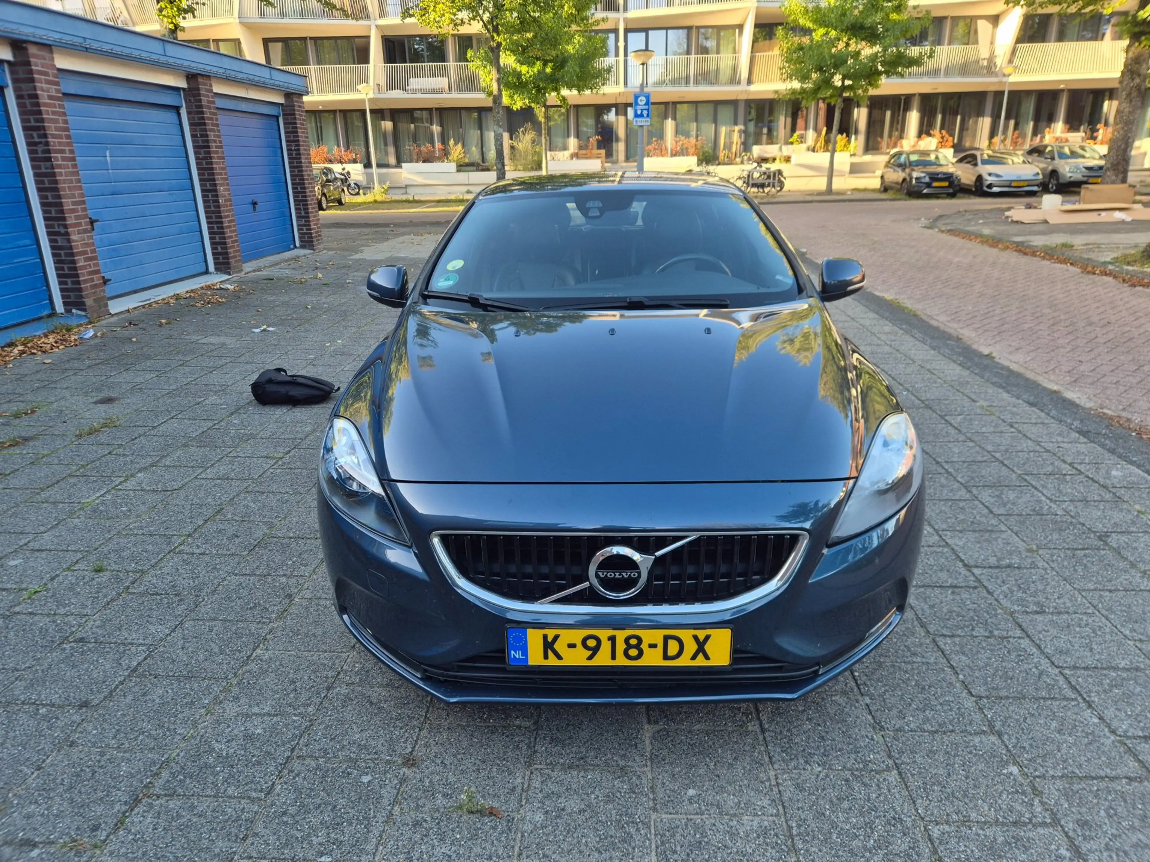 Volvo V40 2.0 D3 Inscription — photo 3