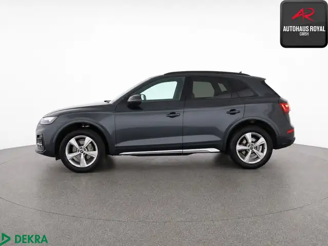 Audi Q5 view 2