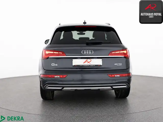 Audi Q5 view 4