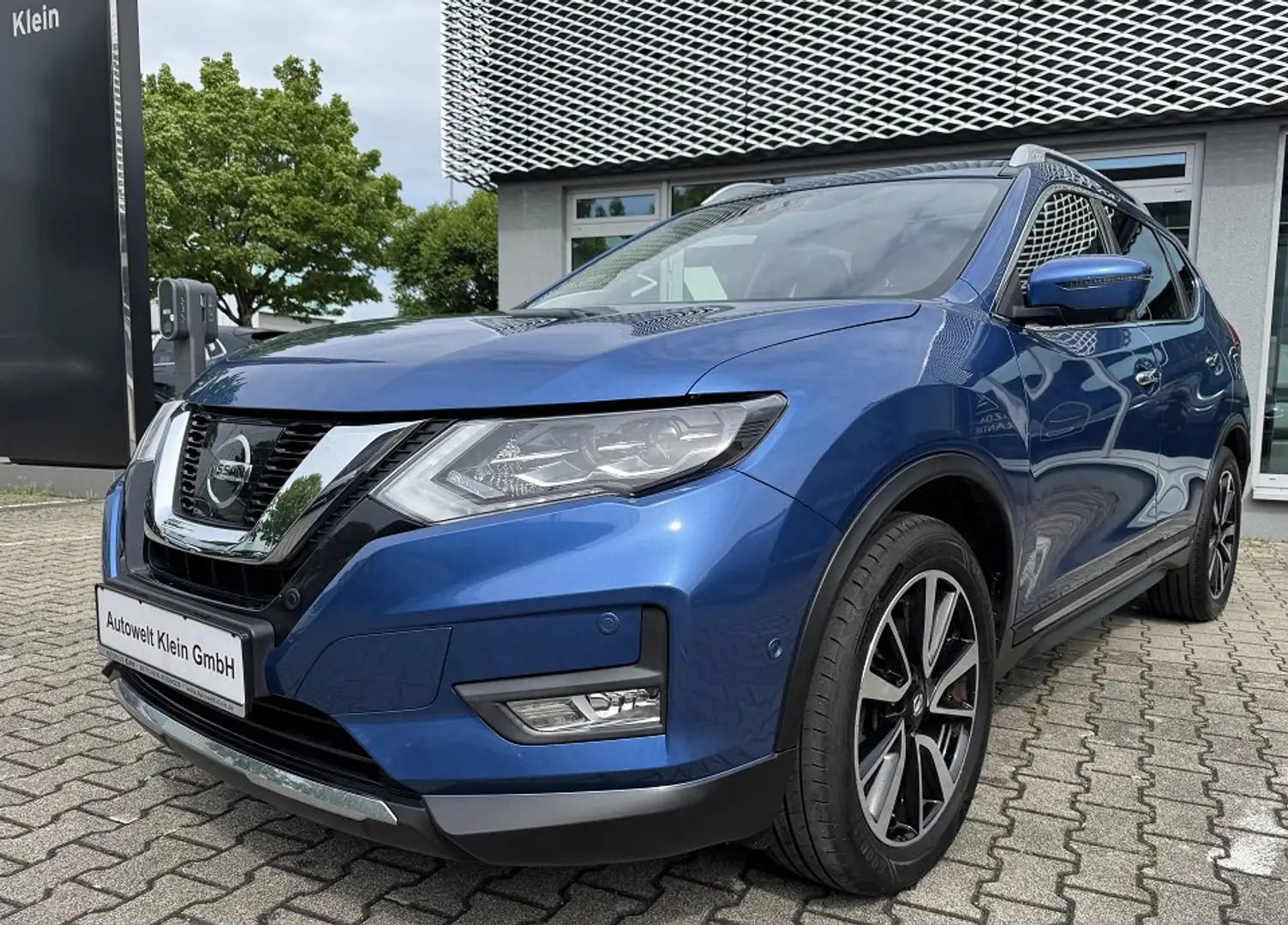Nissan X-Trail DIG-T Tekna 4x2 Tekna Blau - 1