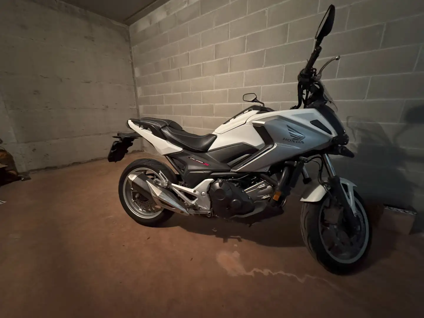 Honda NC 750 X ABS 2017 Fehér - 2