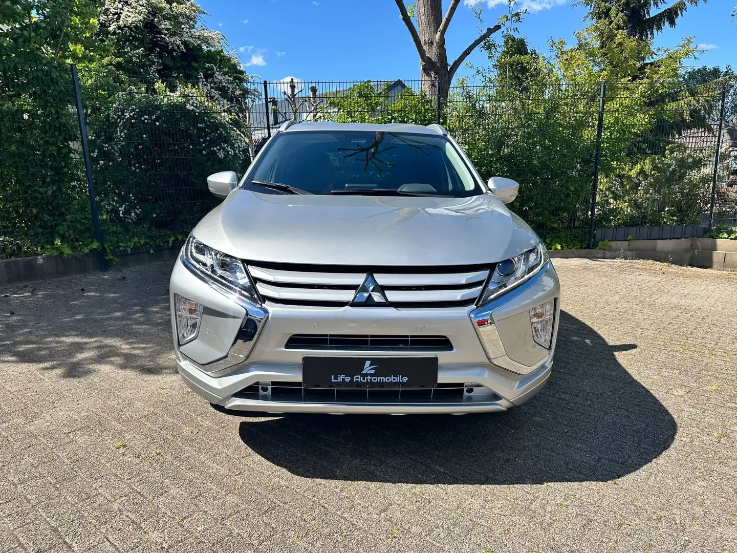 Mitsubishi Eclipse Cross 1.5T-MIVEC Diaman.Ed. 2WD*LANE*18" Silber - 2