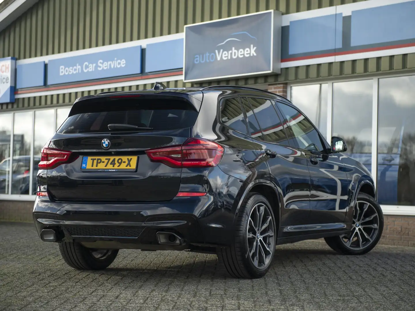BMW X3 xDrive20i High Executive M-Sport | 20" LMV | Pano Schwarz - 2